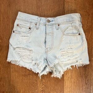 Levi’s 501s Light Wash Distressed Denim Shorts Size 26